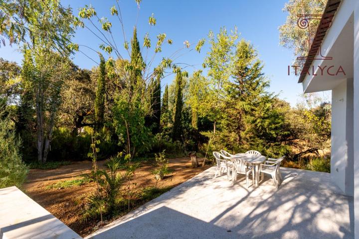 Chalet de 3 dormitorios en Urbanización Rosaleda, Castillo las Guardas photo 0