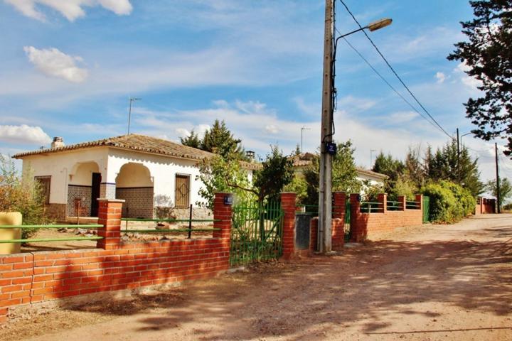 Casa De Campo En venta en Villafranca De Los Caballeros, Villafranca De Los Caballeros photo 0