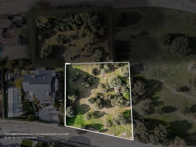 ^**^EL LUGAR IDEAL PARA CONSTRUIR LA CASA DE TUS SUEÑOS EN LA SIERRA DE MADRID^**^ Ubicada en uno de photo 0