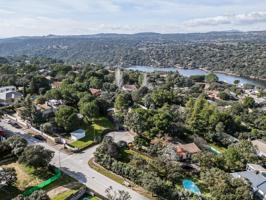 EXCLUSIVIDAD Y NATURALEZA: BONITO CHALET CON PARCELA IMPRESIONANTE Y SEGREGABLE JUNTO AL PANTANO CER photo 0