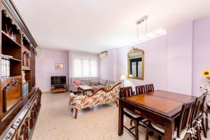 Piso con 4 dormitorios, 2 baños, terraza y cocina independiente junto al Retiro photo 0