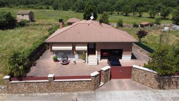 Unifamiliar En venta en Pinilla De Buitrago, Gargantilla Del Lozoya Y Pinilla De Buitrago photo 0