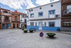 ^**^VIVIENDA UNIFAMILIAR REPRESENTATIVA EN PLENO CENTRO DE EL TIEMBLO – PLAZA DEL AYUNTAMIENTO^**^ ¡ photo 0