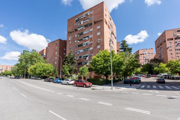 Piso En venta en Palomeras Sureste, Madrid photo 0