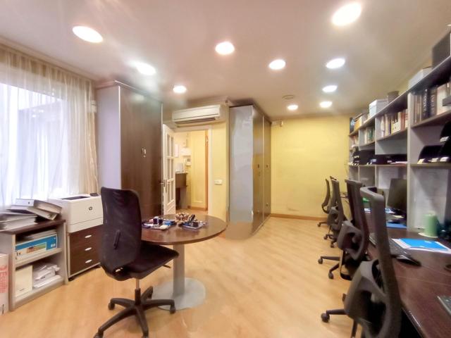 Oficina En venta en Chueca, Madrid photo 0