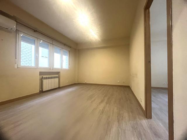 Piso en venta en la calle Alcantara 57 photo 0