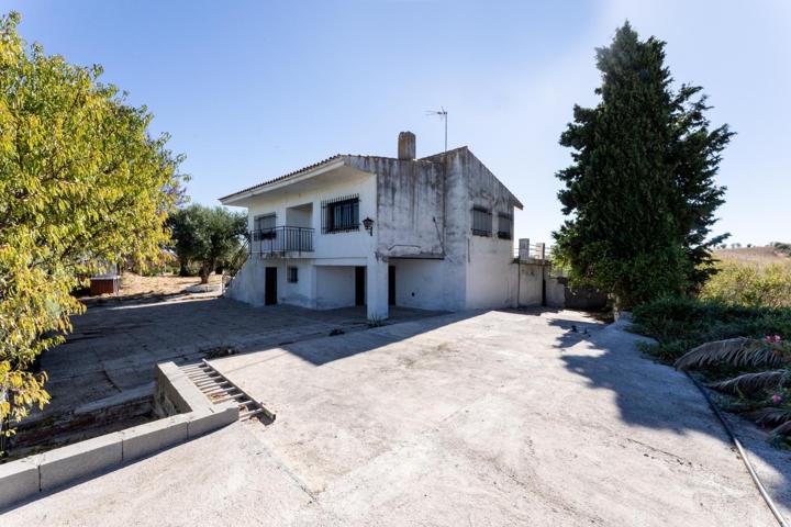 Chalet independiente con parcela rústica y vistas únicas – Las Herencias, Toledo photo 0