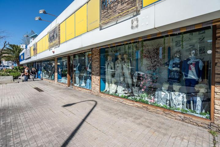 ^**^ ¡OPORTUNIDAD ÚNICA! SE VENDE AMPLIO LOCAL COMERCIAL EN COSLADA ^**^ Ponemos a la venta un estup photo 0