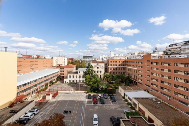 Piso En venta en Chamberí, Madrid photo 0