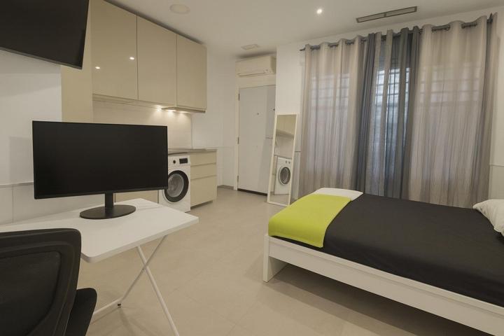 Estudio en venta en José Arcones Gil photo 0