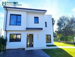 Unifamiliar En venta en Puente Romano, Baiona photo 0