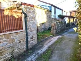 Casita de piedra con pequeña finca, para rehabilitar. photo 0