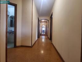 PISO EN ALQUILER EN LA CALLE HORREO 162 photo 0