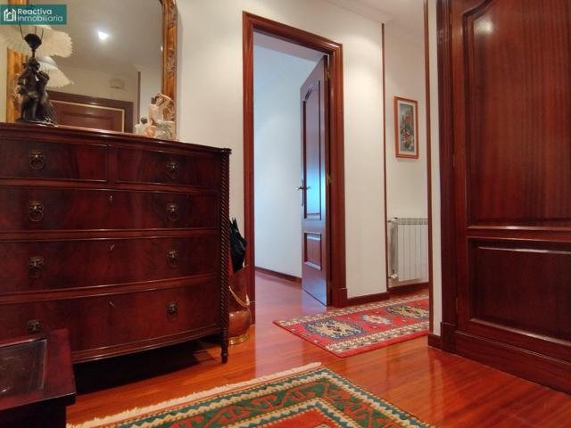 Piso En venta en Ensanche, Santiago De Compostela photo 0