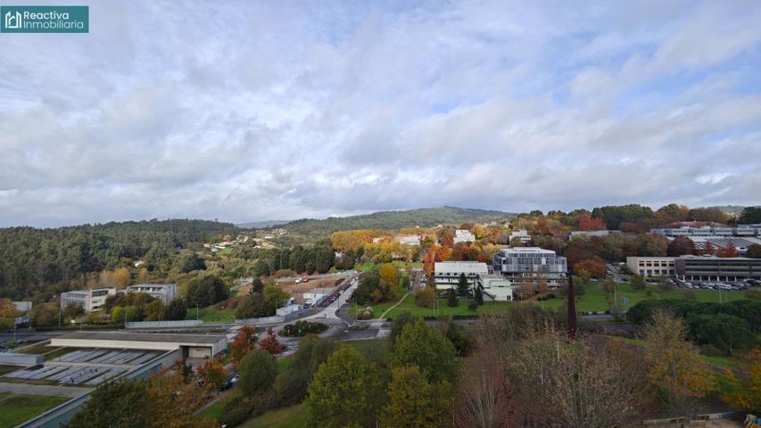  Ático En alquiler en Campus Sur - Santa Marta, Santiago De Compostela photo 0