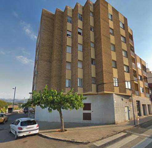 Piso de 4 habitaciones en Hospitalet de l&#x27;Infant photo 0