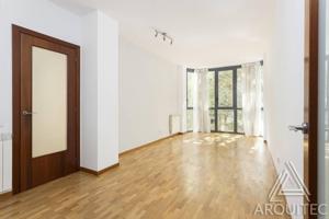 Piso con Patio en c-Aldana (Sant Antoni) junto a C.Borrell photo 0