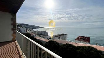 Piso en Venta en Canyelles, Roses – Vistas al Mar 🌊☀️ photo 0