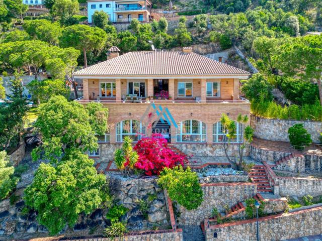 Unifamiliar En venta en Urbanizació Les Teules, Santa Cristina D´aro photo 0