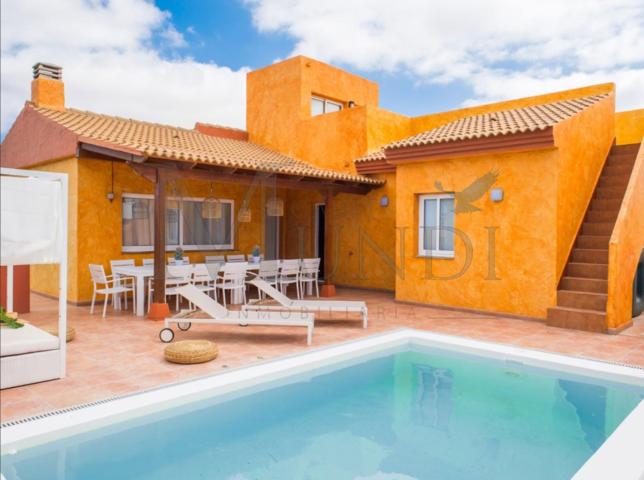 SE VENDE ESPECTACULAR VILLA EN MIRALOBOS, CORRALEJO photo 0