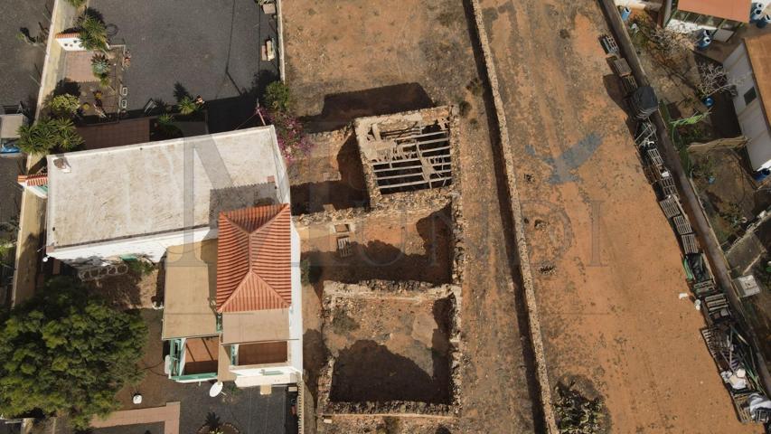 SE VENDE PARCELA CON PROYECTO Y LICENCIA , LA CALDERETA photo 0