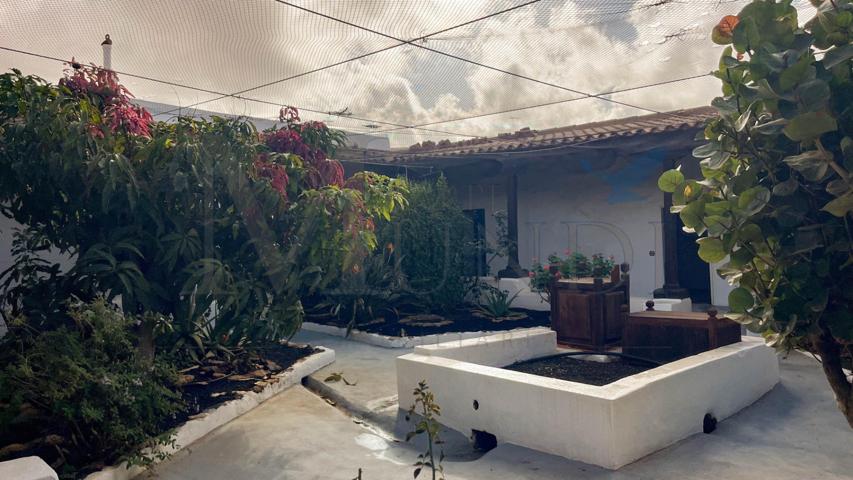 Oportunidad para Inversores – Joya Histórica en el Corazón de Fuerteventura photo 0