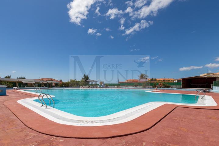 PISO EN COMPLEJO CON PISCINA EN COSTA DE ANTIGUA photo 0