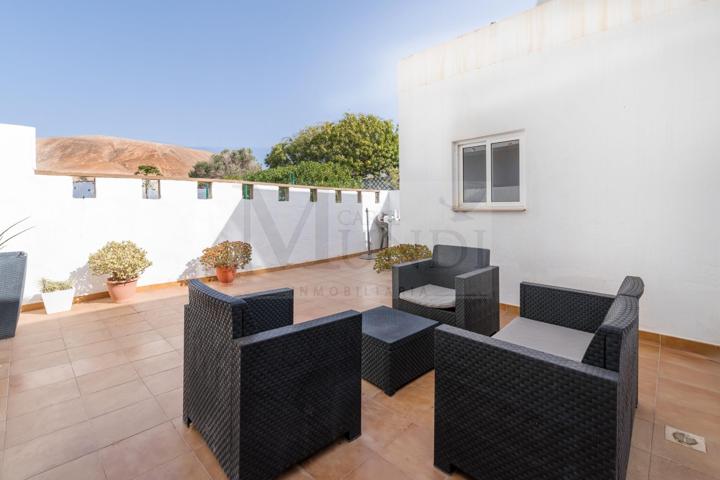 Casa en venta en Villaverde calle Escanfraga n. 4 photo 0