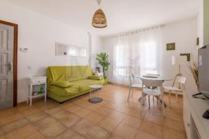 Apartamento de 1 dormitorio totalmente amueblado – Calle Juan Carlos I photo 0