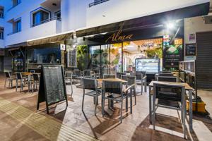 Local en traspaso en Avenida Nuestra Señora del Carmen photo 0