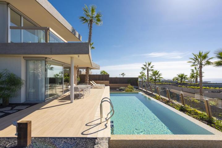 Villa de lujo con vistas maravillosas al mar photo 0