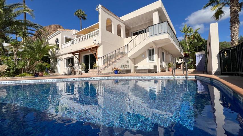 Villa con vistas espectaculares al mar y monte, La Florida, Arona photo 0