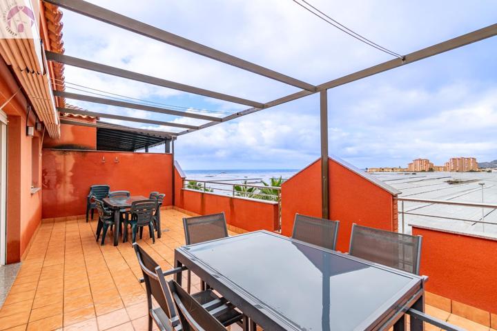 Precioso ático con gran terraza en Calahonda. photo 0