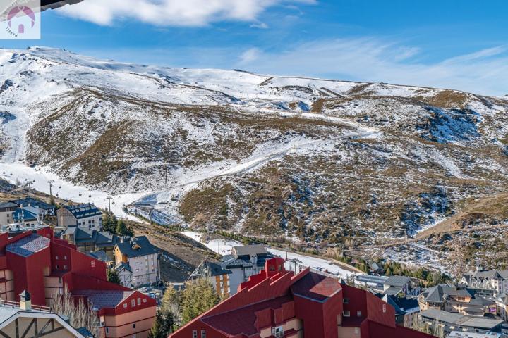 Tu refugio en Sierra Nevada: comodidad, vistas y acceso directo a las pistas photo 0