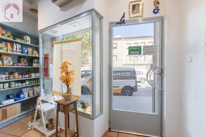 En venta Local comercial en la Avenida de Cervantes photo 0