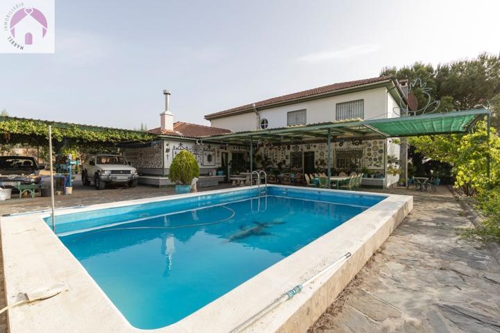 Se vende exclusiva vivienda en Alfacar – Cuesta de Víznar con extension de terreno rústico de 6.000m2 photo 0