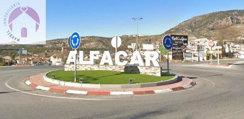 NAVE-ALMACEN EN SUELO URBANO photo 0