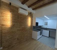 Piso En venta en Sant Pere, Santa Caterina i la Ribera photo 0