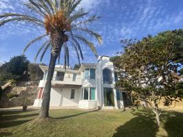 ESPECTACULAR CASA EN MONTGODA photo 0