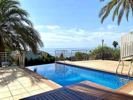 ESPECTACULAR CASA EN LA MEJOR URBANIZACIÓN DE LLORET DE MAR photo 0