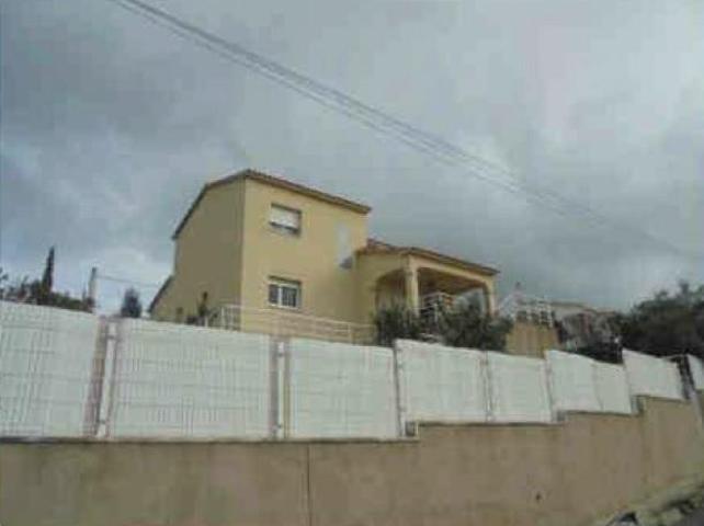 Chalet independiente en venta en Segur de Calafell, Tarragona photo 0