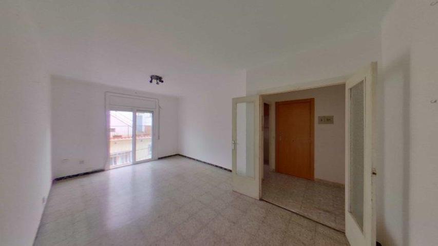 PISO OCUPADO EN VENTA EN BLANES (GIRONA) photo 0