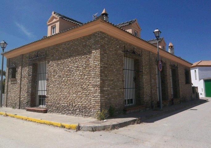 Casa en venta en Torrecera, Cádiz photo 0