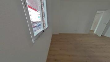 Piso en venta en Madrid photo 0