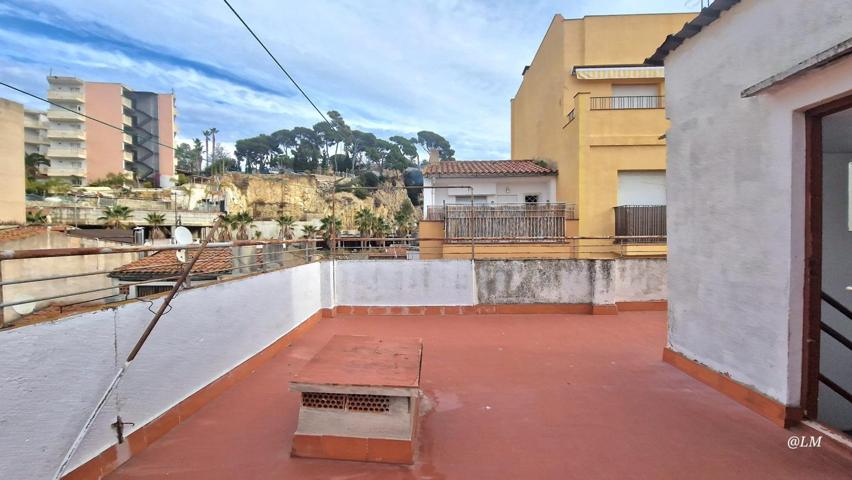 En venta edificio 6 pisos + Restaurante photo 0