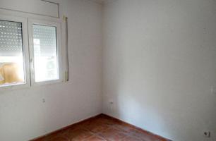 CASA EN VENTA ( OCUPADA ) EN RIELLS I VIABREA, GIRONA photo 0