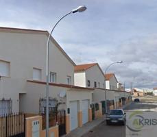 Casa en venta en Quintanar de la Orden (Toledo) photo 0