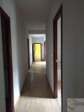 Casa en venta en Quintanar de la Orden (Toledo) photo 0