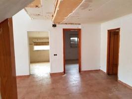 CASA EN RIELLS I VIABREA, (GIRONA) OCUPADA photo 0