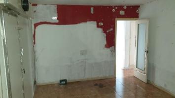 PISO PARA INVERSORES ( OCUPADO ) EN VENTA EN GIRONA photo 0